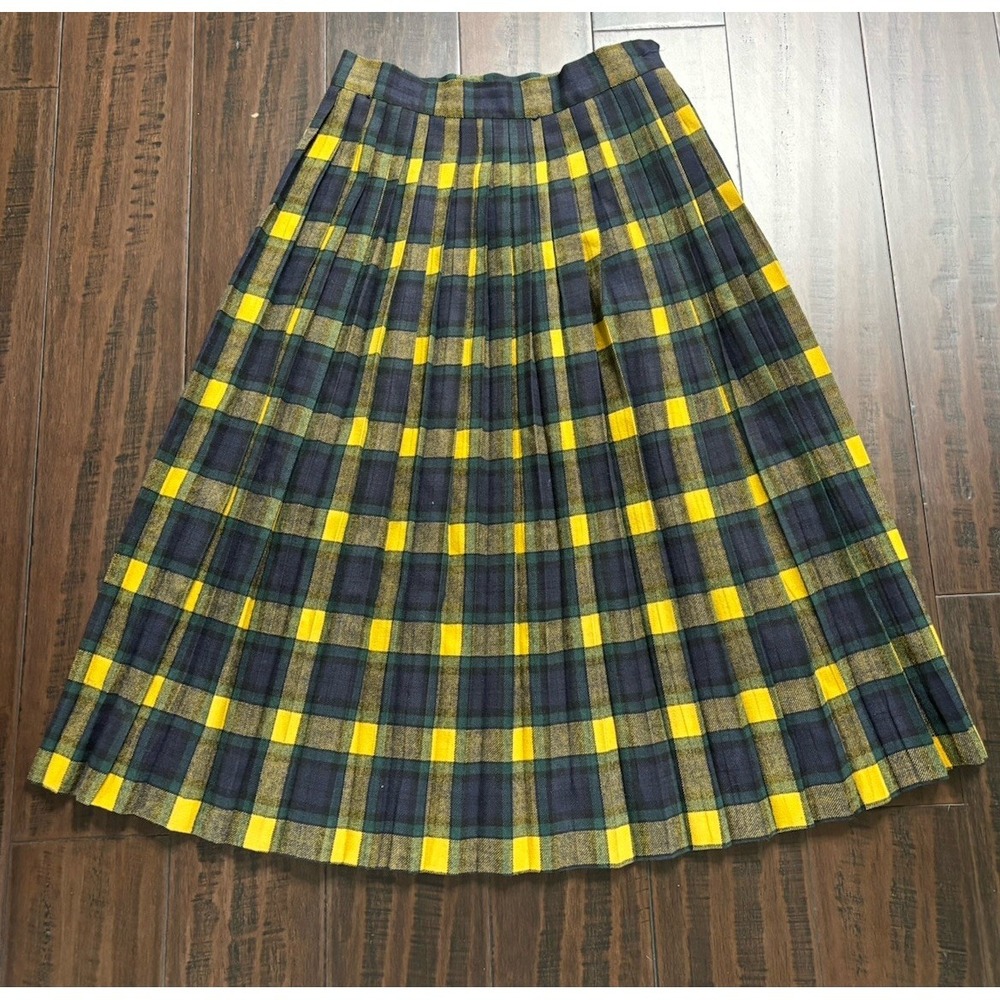 Junior House Skirt Womens Waist 26" Pleated Plaid Blue Yellow Schoolgirl 1960s